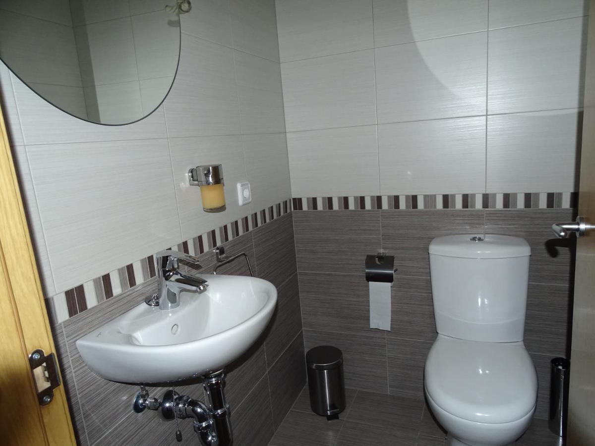 Apartamento Piscina Viena Roses Eksteriør bilde