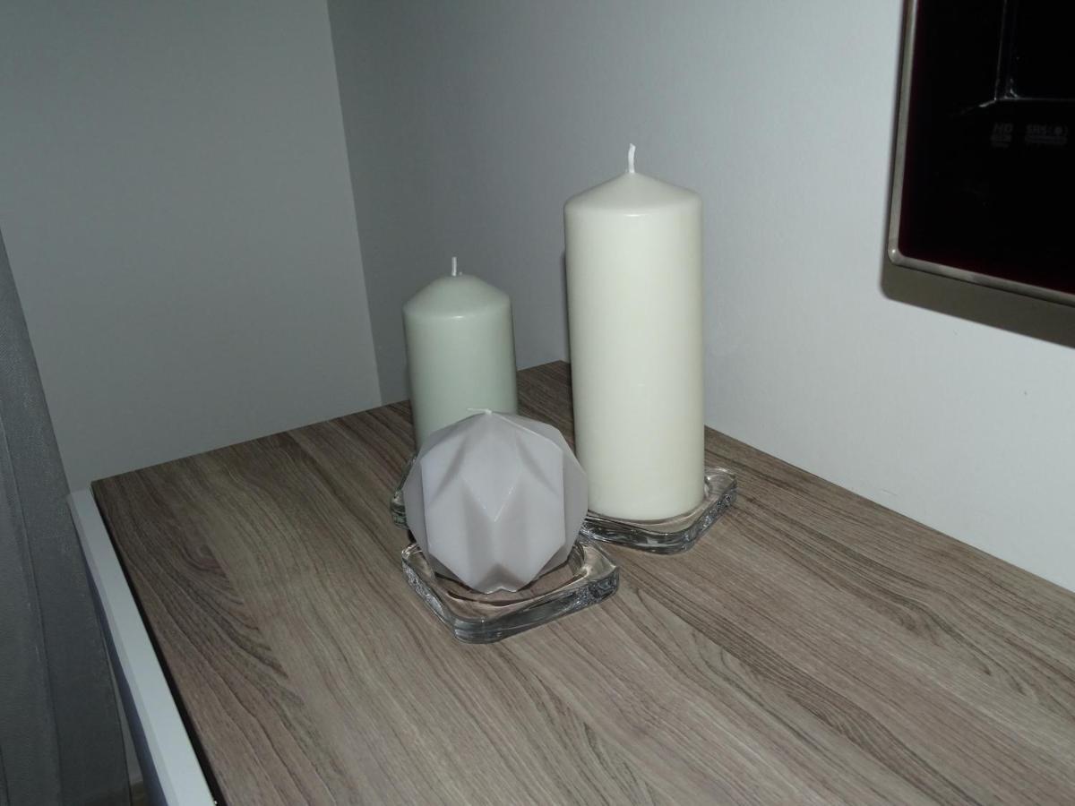 Apartamento Piscina Viena Roses Eksteriør bilde