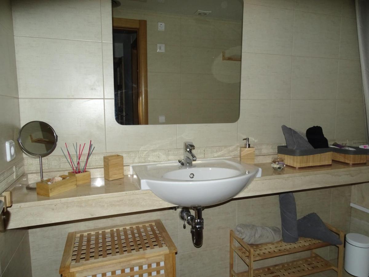 Apartamento Piscina Viena Roses Eksteriør bilde