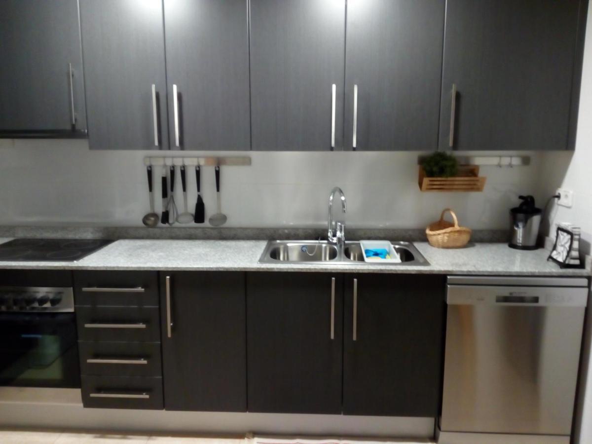 Apartamento Piscina Viena Roses Eksteriør bilde