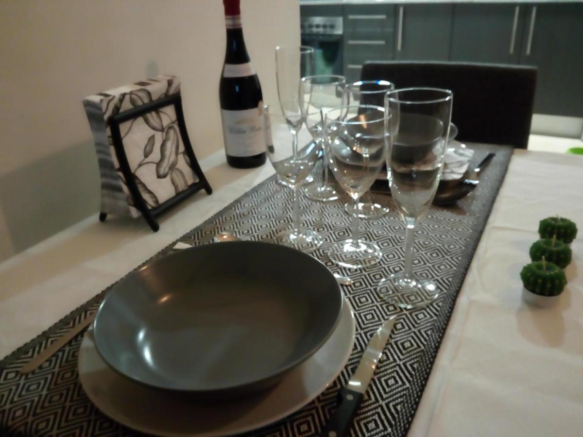 Apartamento Piscina Viena Roses Eksteriør bilde