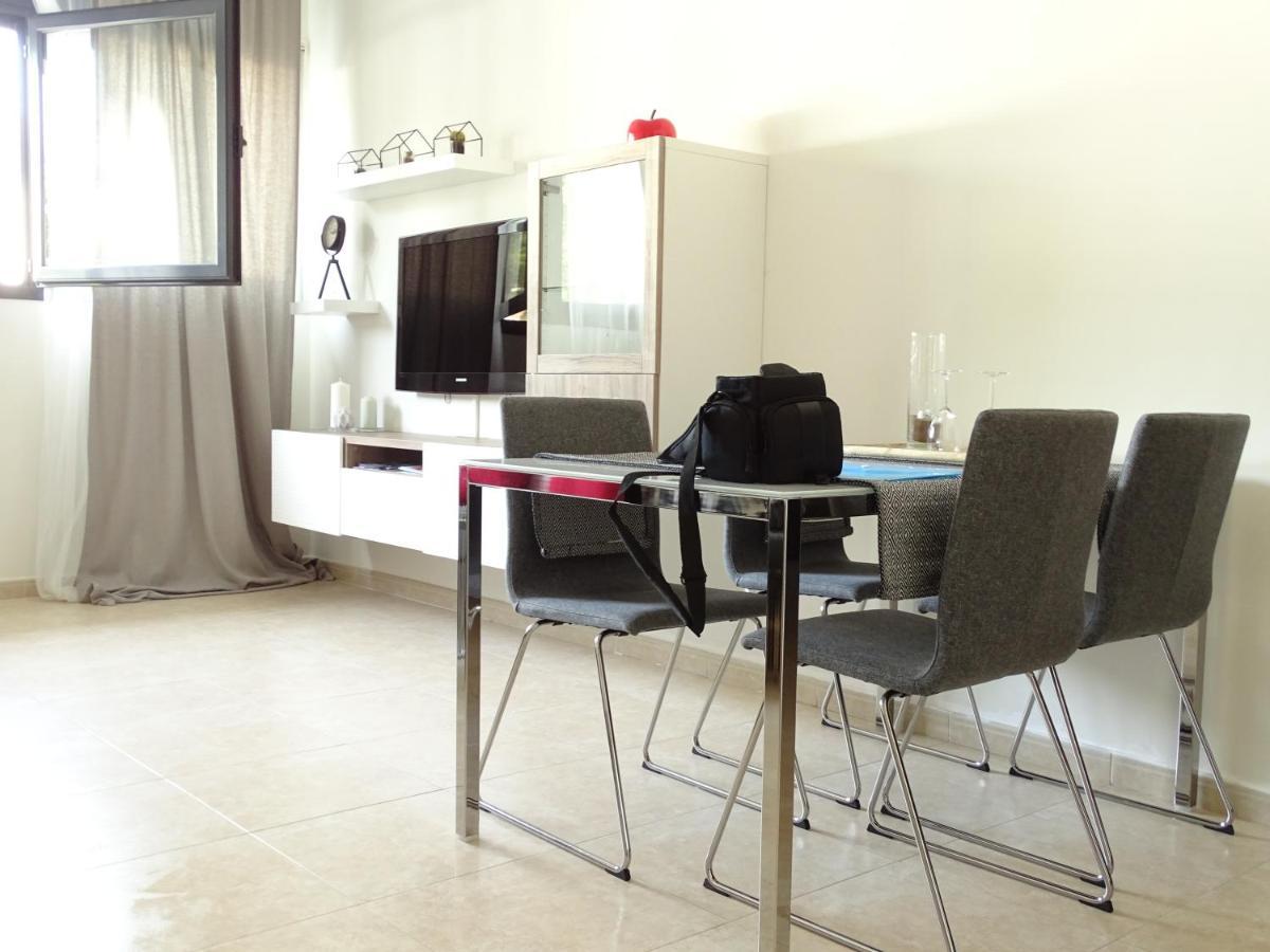 Apartamento Piscina Viena Roses Eksteriør bilde