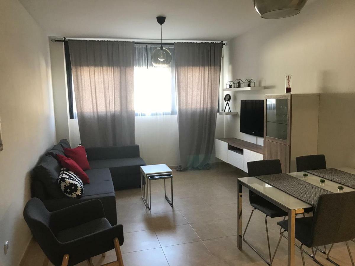 Apartamento Piscina Viena Roses Eksteriør bilde