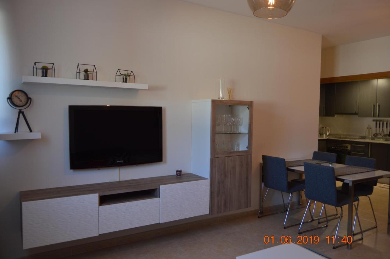Apartamento Piscina Viena Roses Eksteriør bilde