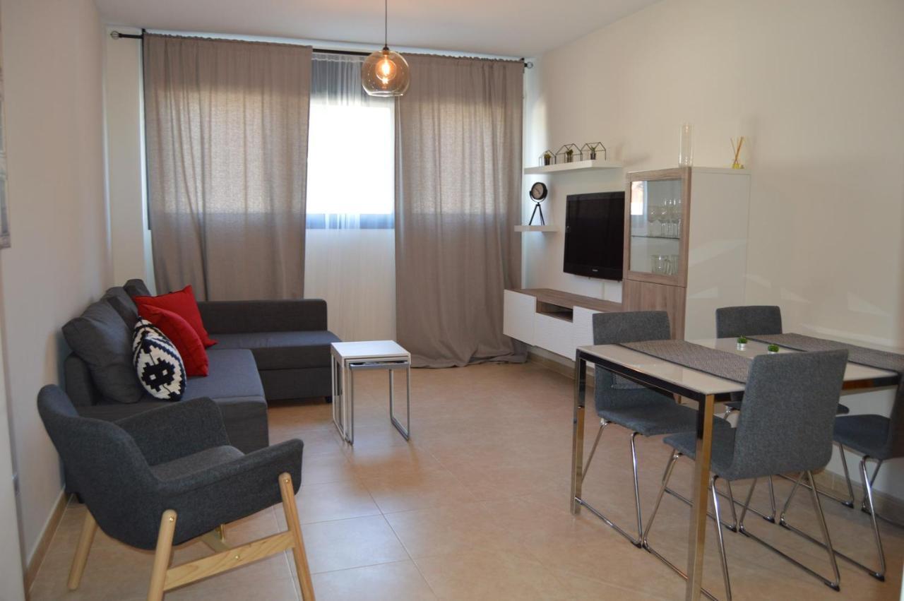 Apartamento Piscina Viena Roses Eksteriør bilde